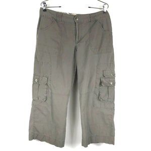 Columbia Cargo Capris Size 10 Green Six Pockets